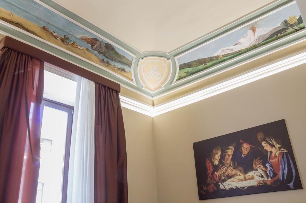 Duca Di Sarro Le Suites Katania Zewnętrze zdjęcie