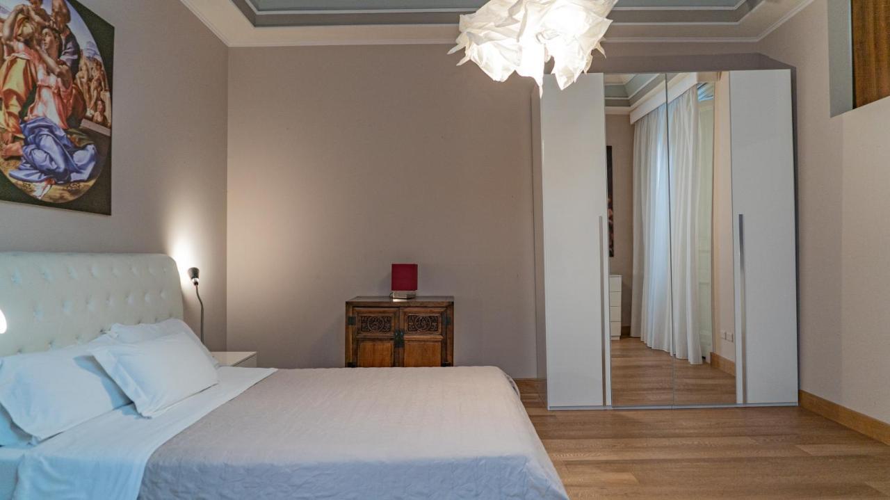 Duca Di Sarro Le Suites Katania Zewnętrze zdjęcie