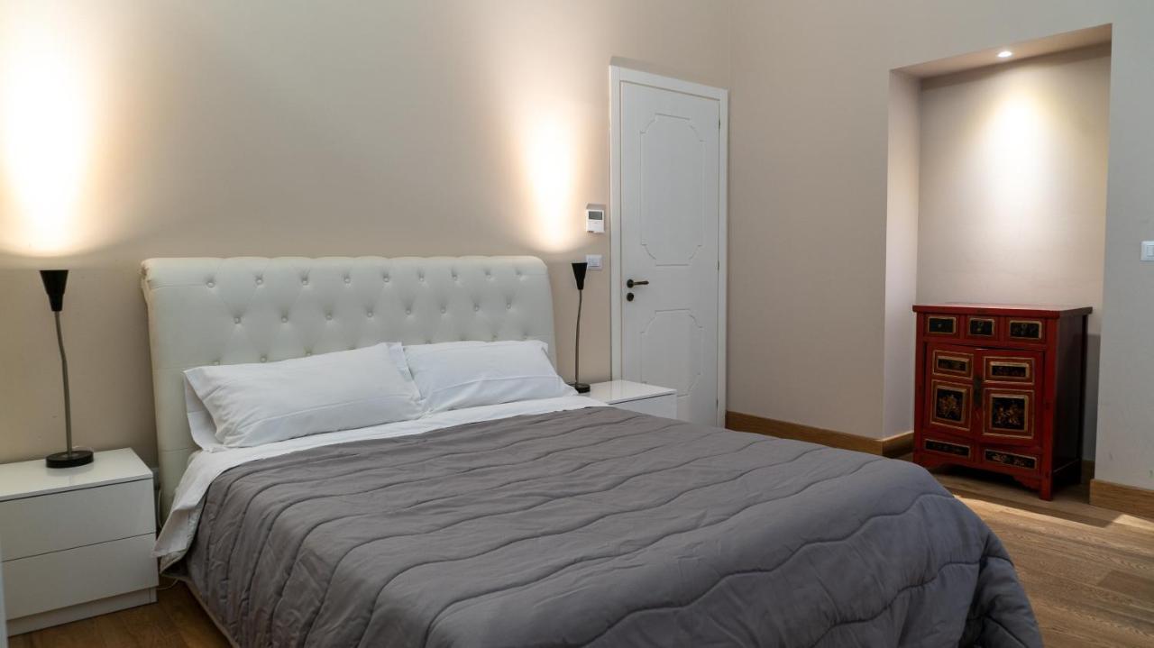 Duca Di Sarro Le Suites Katania Zewnętrze zdjęcie