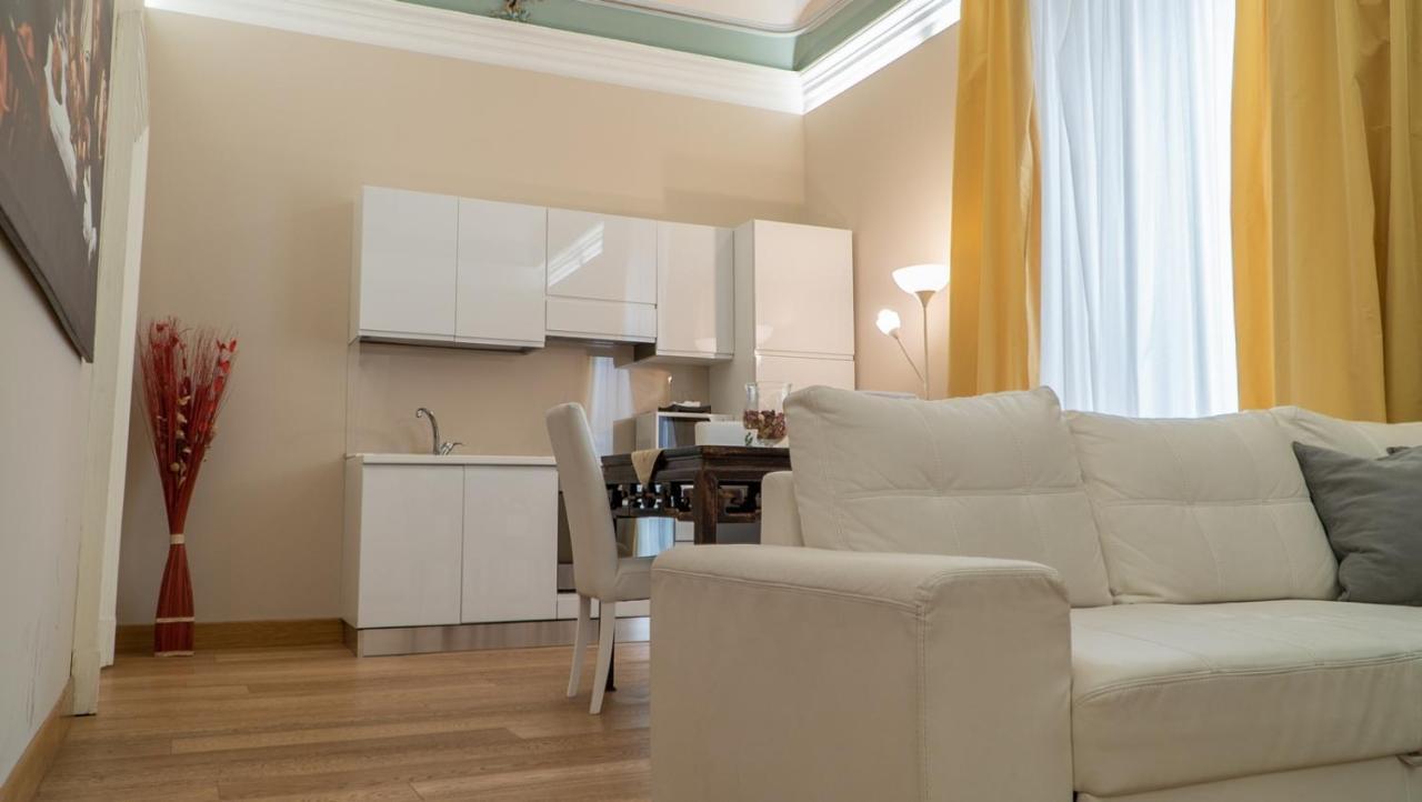 Duca Di Sarro Le Suites Katania Zewnętrze zdjęcie