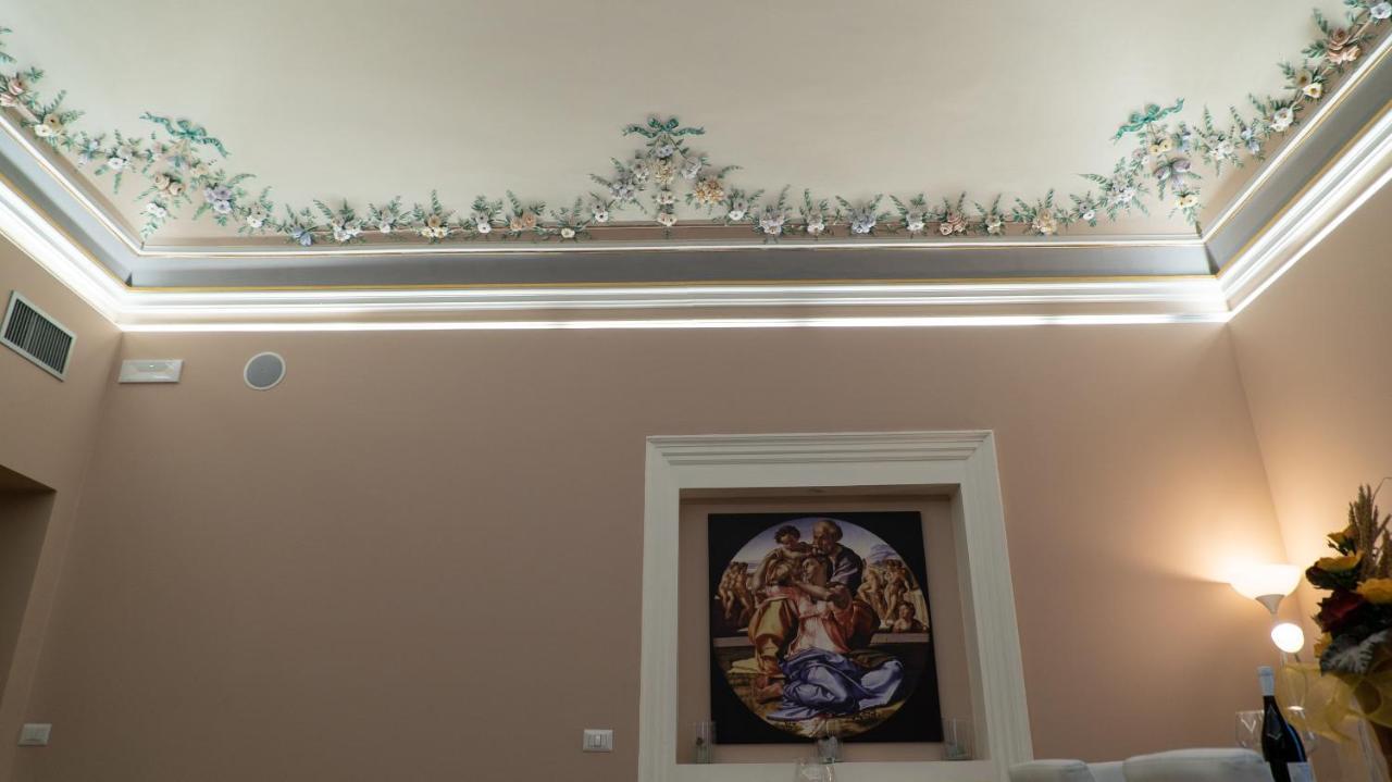 Duca Di Sarro Le Suites Katania Zewnętrze zdjęcie