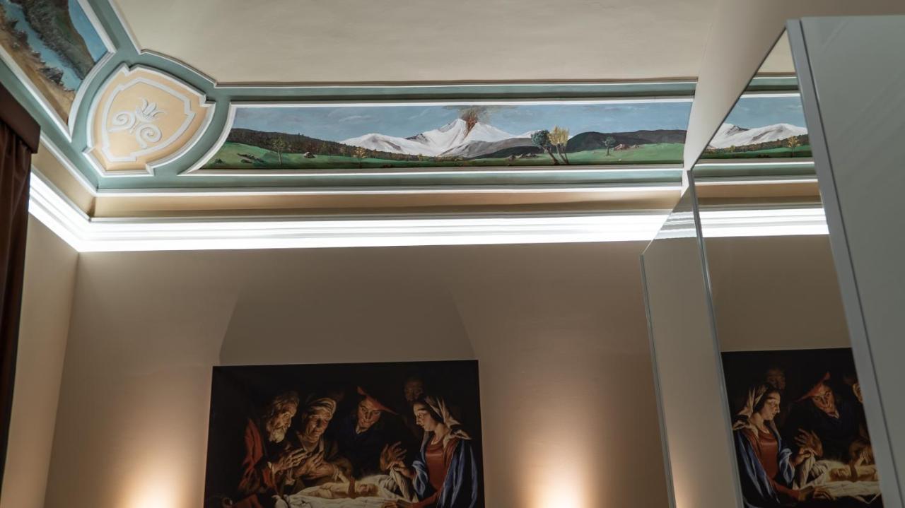 Duca Di Sarro Le Suites Katania Zewnętrze zdjęcie